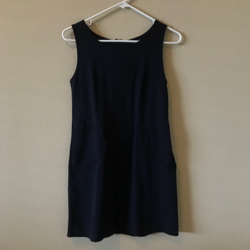 navy banana republic dress with pockets